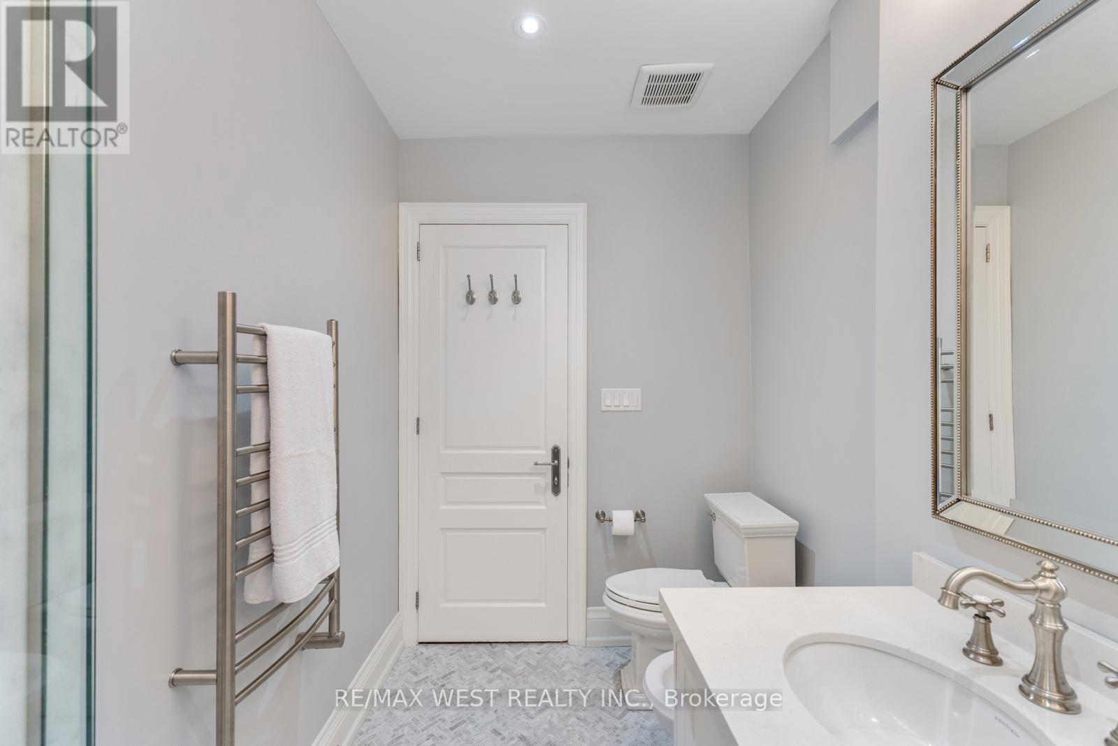 470 Runnymede Road, Toronto, Ontario  M6S 2Z2 - Photo 33 - W12793278