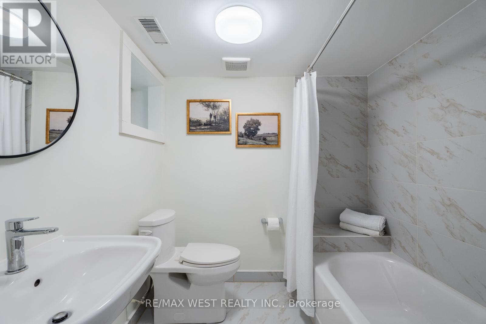 470 Runnymede Road, Toronto, Ontario  M6S 2Z2 - Photo 39 - W12793278