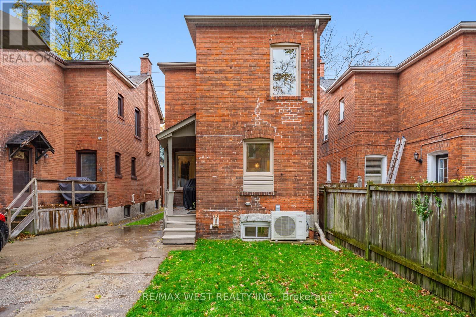 470 Runnymede Road, Toronto, Ontario  M6S 2Z2 - Photo 48 - W12793278