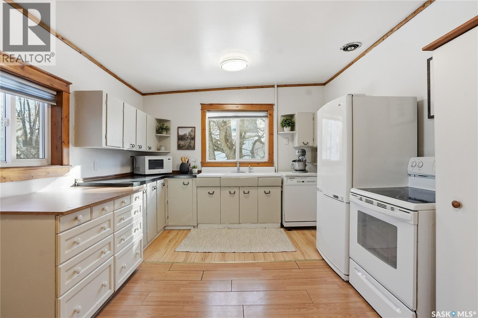 307 2nd Street W, Delisle, Saskatchewan  S0L 0P0 - Photo 20 - SK028696