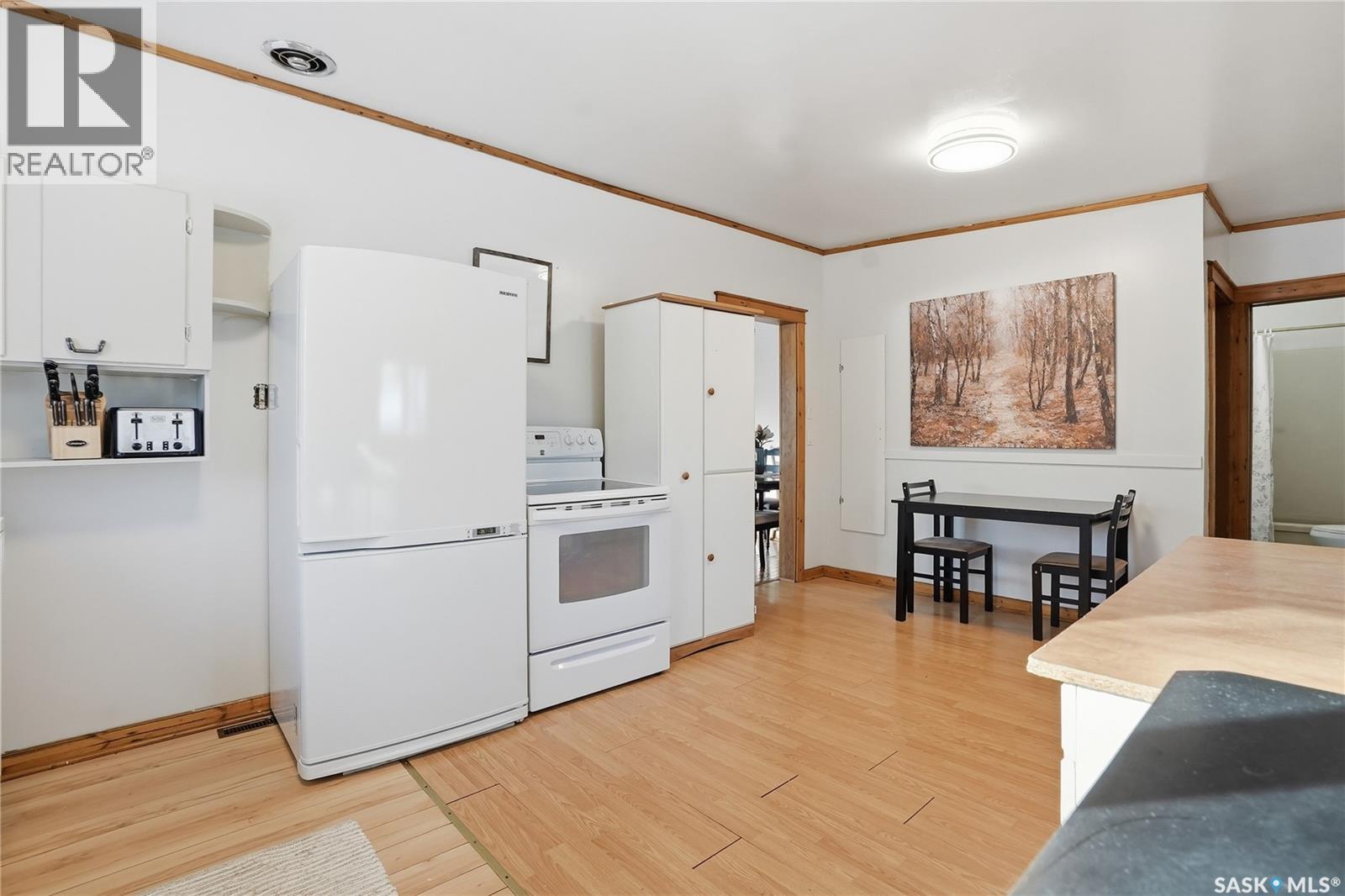 307 2nd Street W, Delisle, Saskatchewan  S0L 0P0 - Photo 24 - SK028696