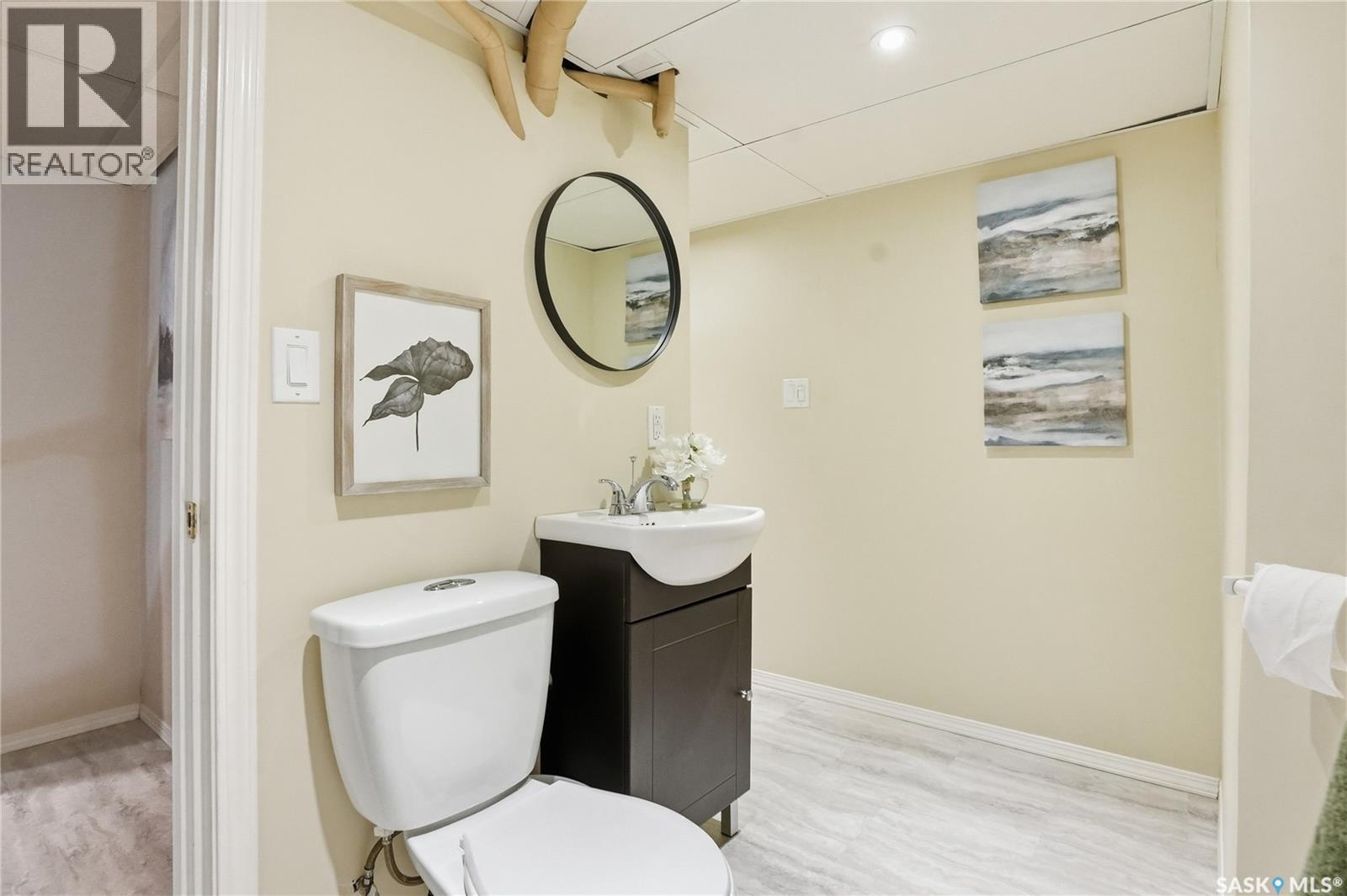 307 2nd Street W, Delisle, Saskatchewan  S0L 0P0 - Photo 38 - SK028696