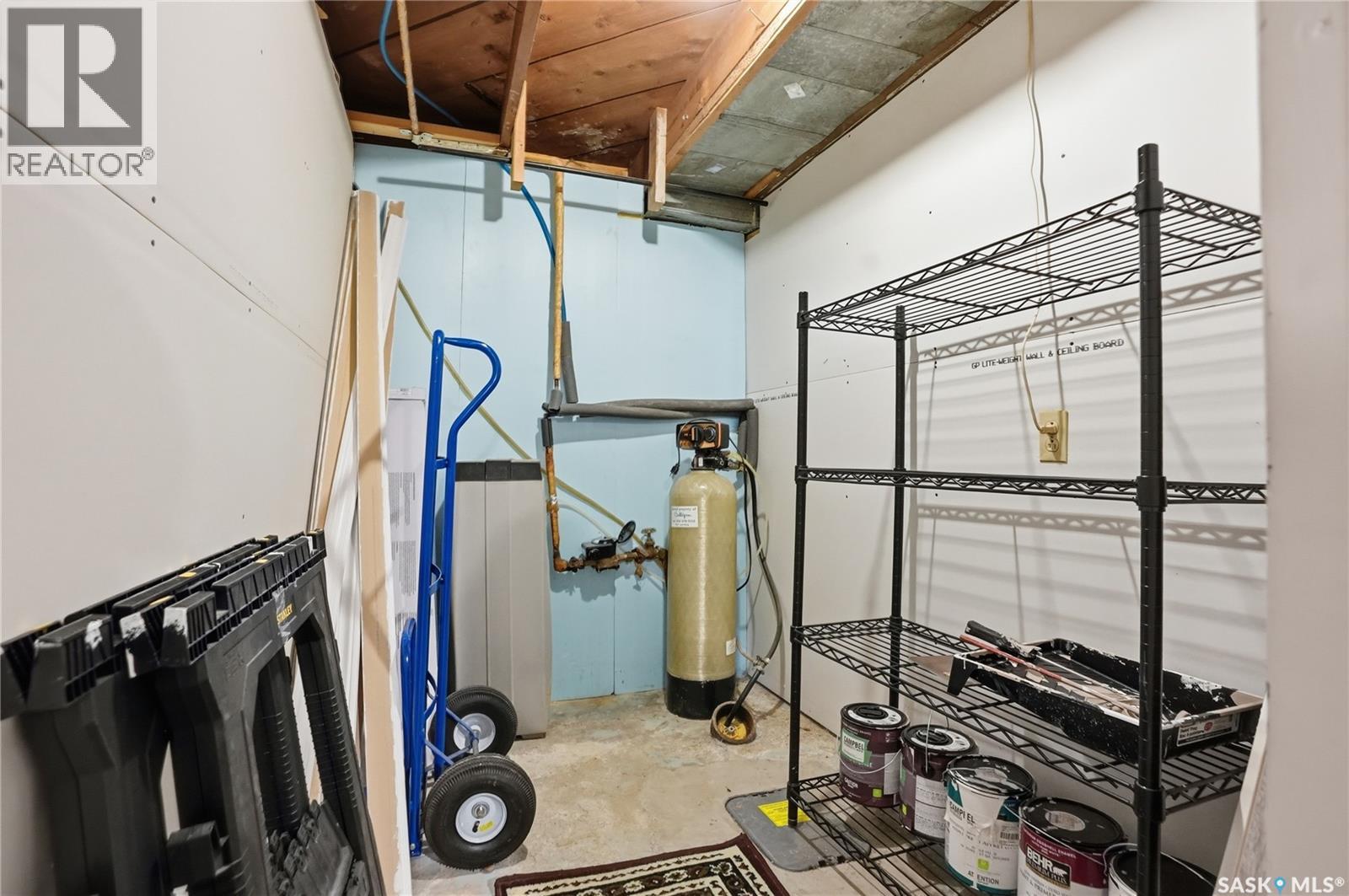 307 2nd Street W, Delisle, Saskatchewan  S0L 0P0 - Photo 40 - SK028696