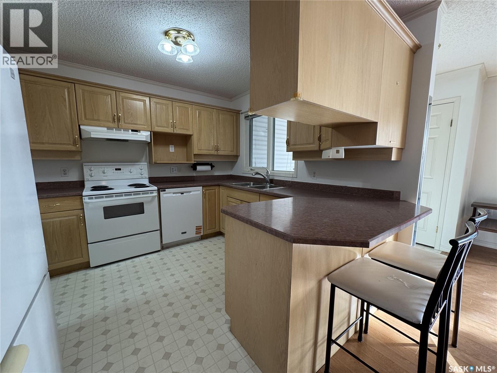 105 111 2nd Avenue E, Rosetown, Saskatchewan  S0L 2V0 - Photo 18 - SK028601