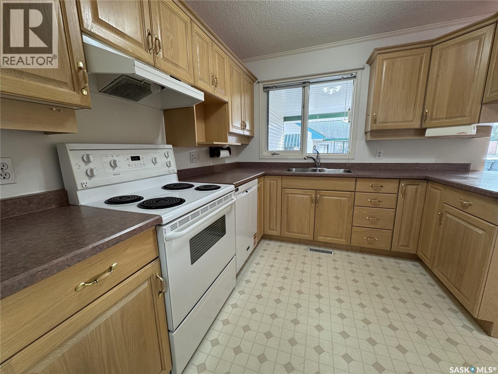 105 111 2nd Avenue E, Rosetown, Saskatchewan  S0L 2V0 - Photo 23 - SK028601