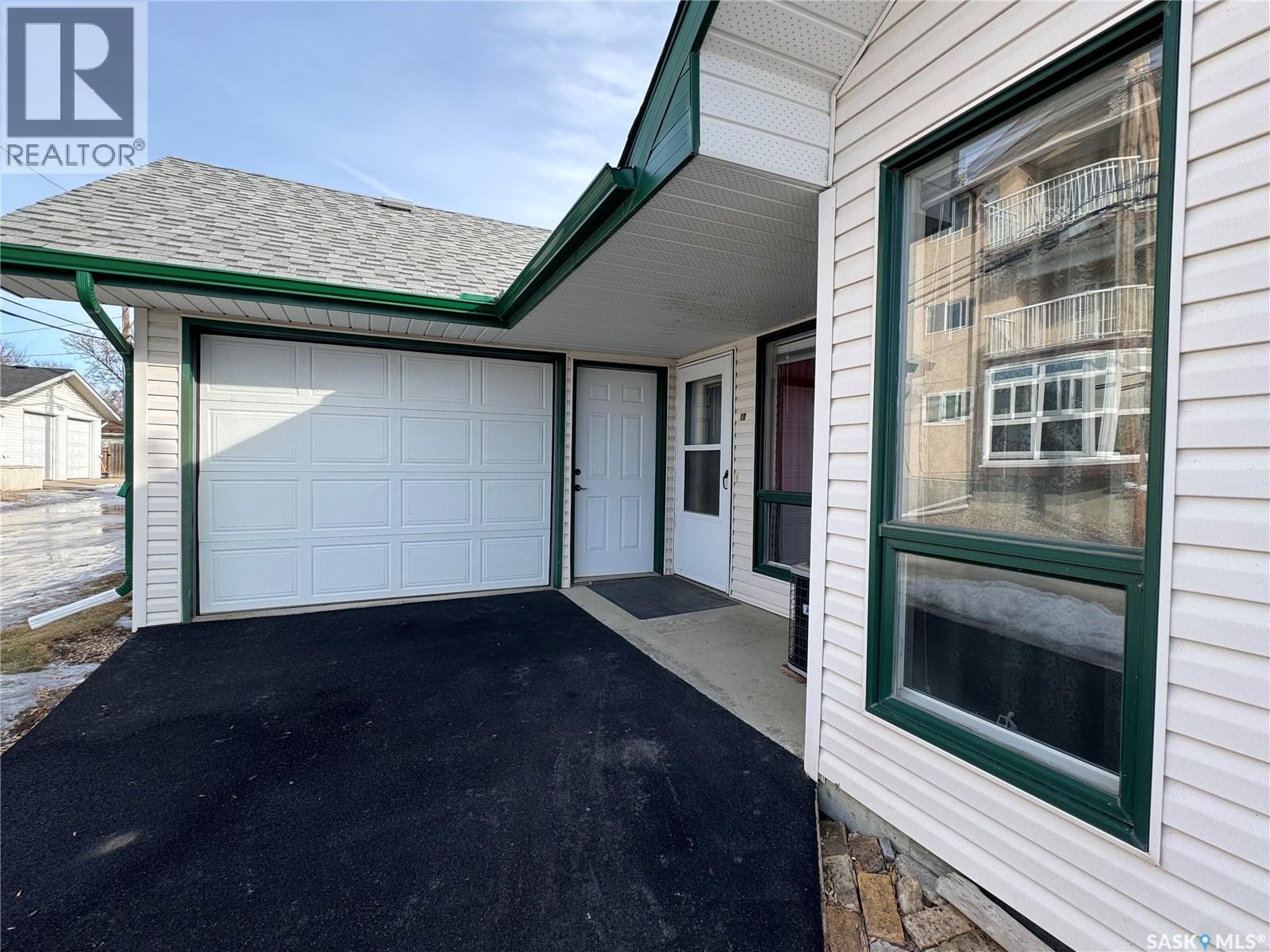 105 111 2nd Avenue E, Rosetown, Saskatchewan  S0L 2V0 - Photo 46 - SK028601