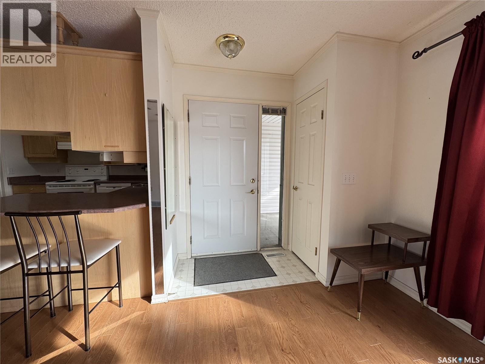 105 111 2nd Avenue E, Rosetown, Saskatchewan  S0L 2V0 - Photo 6 - SK028601