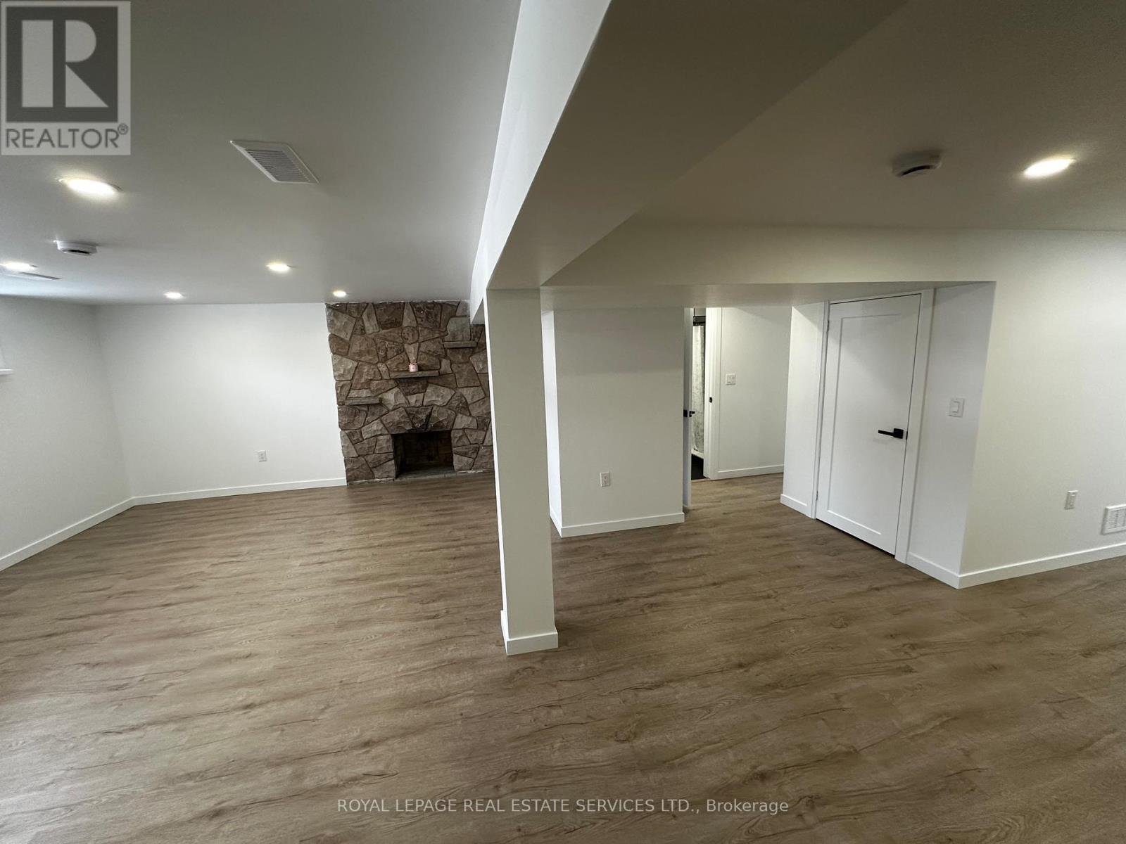 Lower - 35 Karen Crescent, Hamilton, Ontario  L9C 5M5 - Photo 3 - X12792962