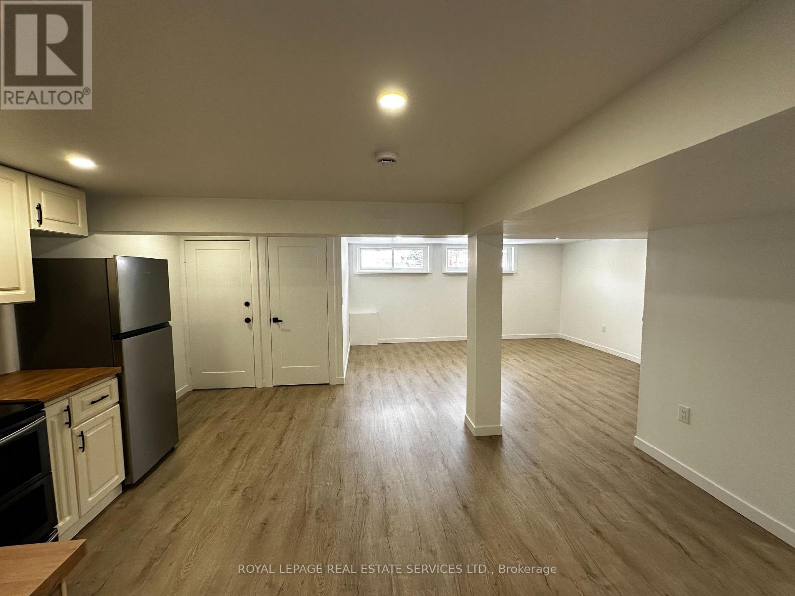 Lower - 35 Karen Crescent, Hamilton, Ontario  L9C 5M5 - Photo 4 - X12792962