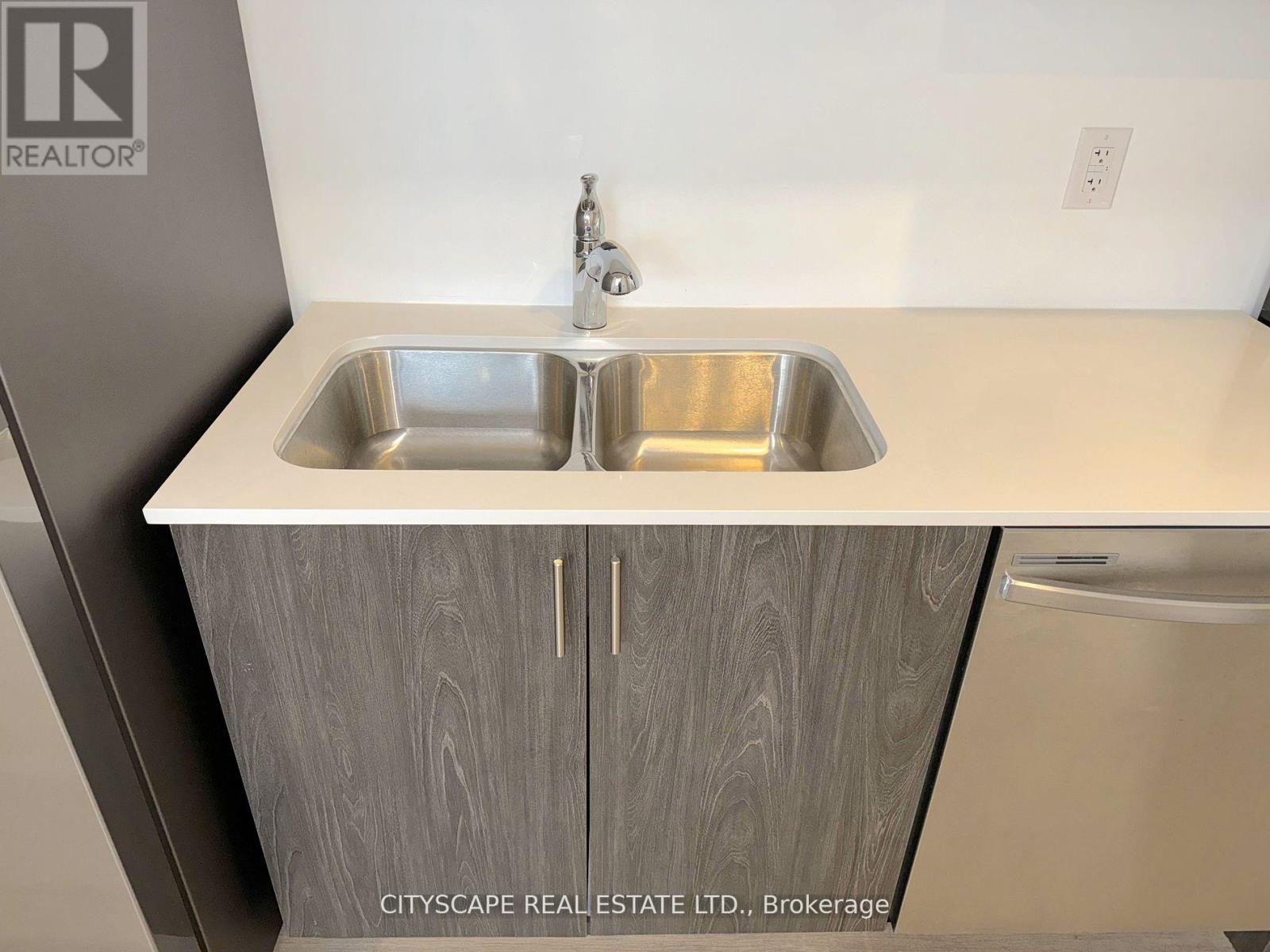 612 - 4263 Fourth Avenue, Niagara Falls (Downtown), Ontario  L2E 0C2 - Photo 20 - X12792980