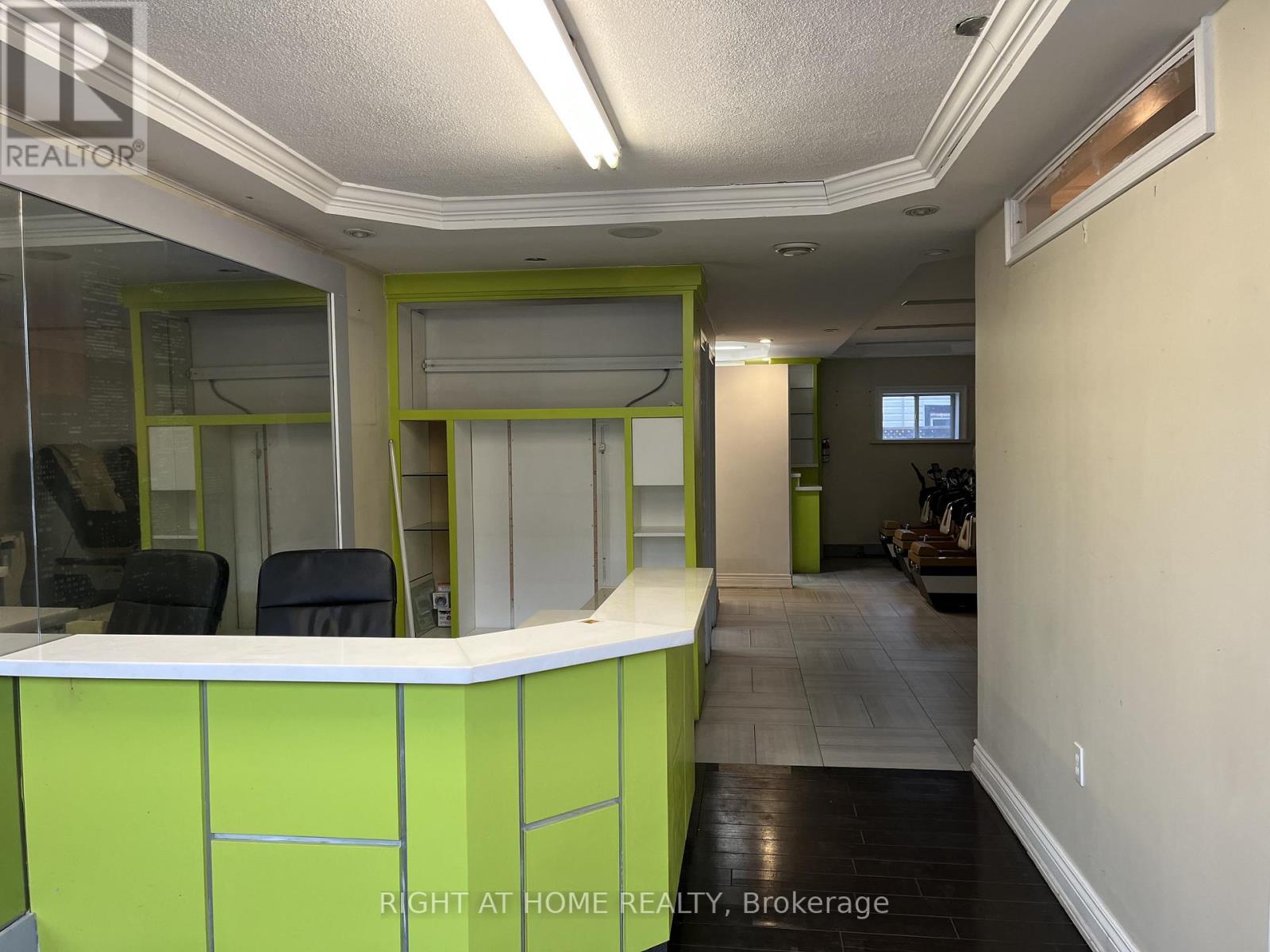 1 - 314 Crockett Street, Hamilton (Raleigh), Ontario  L8V 1H7 - Photo 2 - X12793016