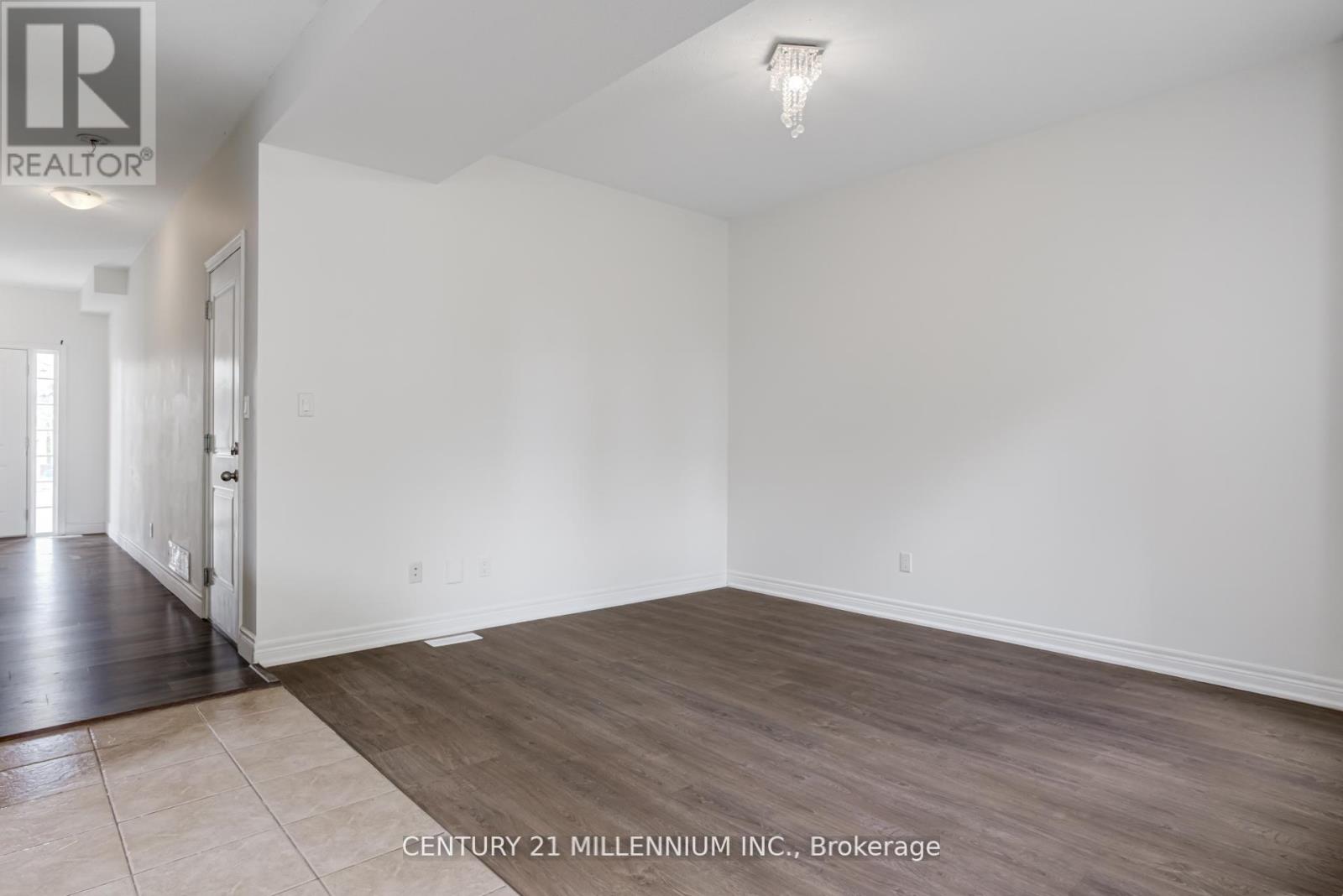 Upper - 38 Kent Street, St. Catharines (Western Hill), Ontario  L2S 1H2 - Photo 6 - X12793038