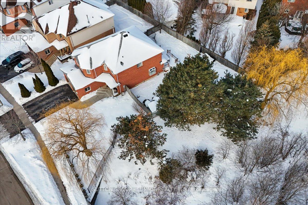 95 Ryans Way, Hamilton, Ontario  L8B 0P3 - Photo 47 - X12793196