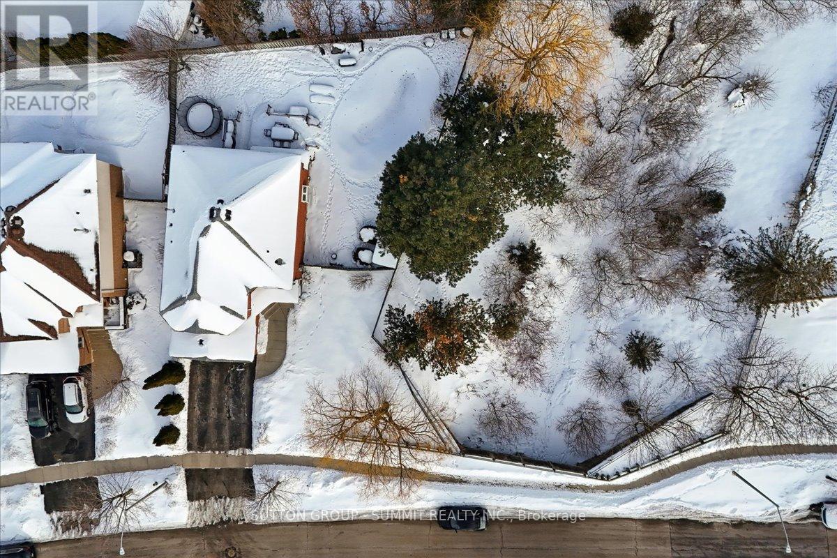 95 Ryans Way, Hamilton, Ontario  L8B 0P3 - Photo 48 - X12793196