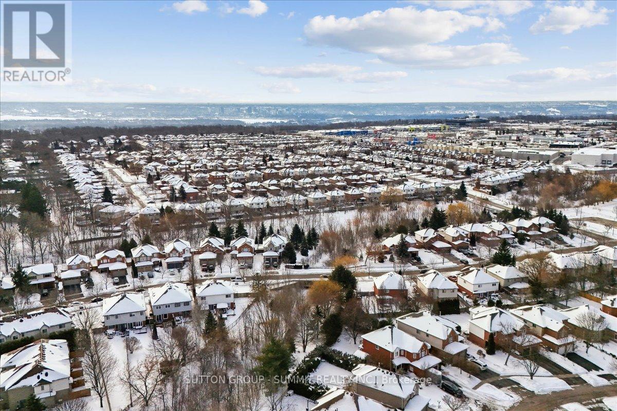 95 Ryans Way, Hamilton, Ontario  L8B 0P3 - Photo 49 - X12793196