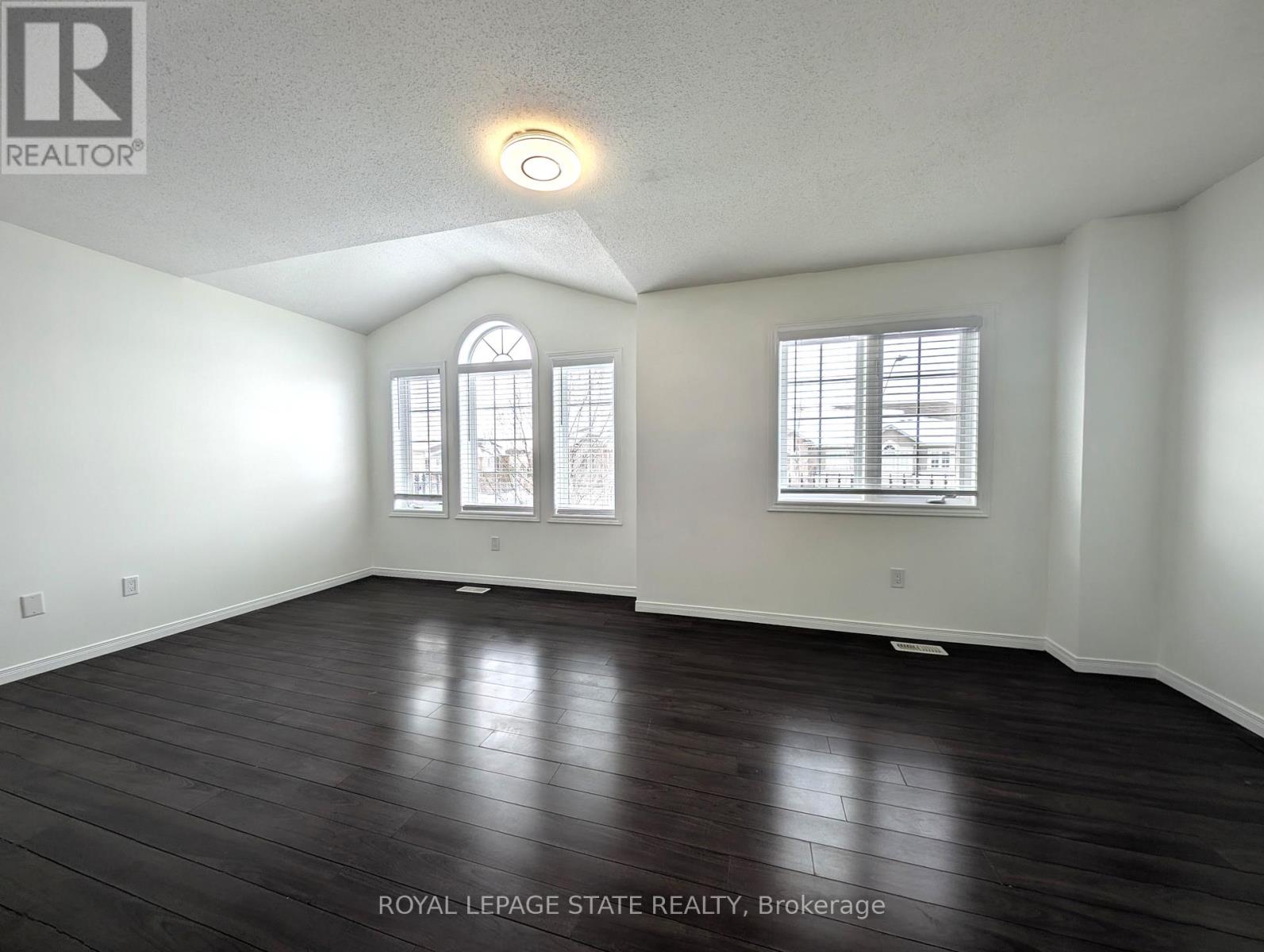 175 Penny Lane, Hamilton, Ontario  L8J 0E2 - Photo 11 - X12793210