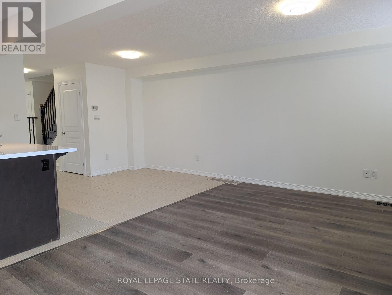 175 Penny Lane, Hamilton, Ontario  L8J 0E2 - Photo 5 - X12793210