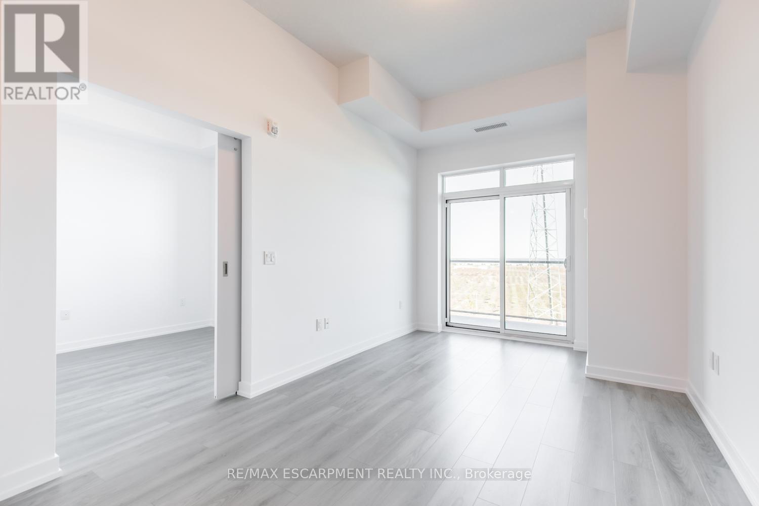 611 - 5055 Greenlane Road, Lincoln (Lincoln Lake), Ontario  L0R 1B3 - Photo 13 - X12793254