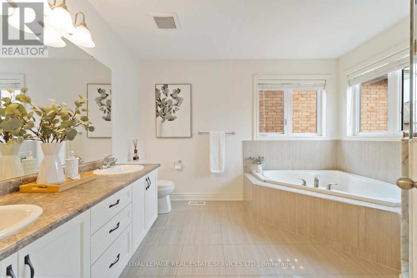 28 Babcock Street, Hamilton, Ontario  L8B 0S6 - Photo 25 - X12793266