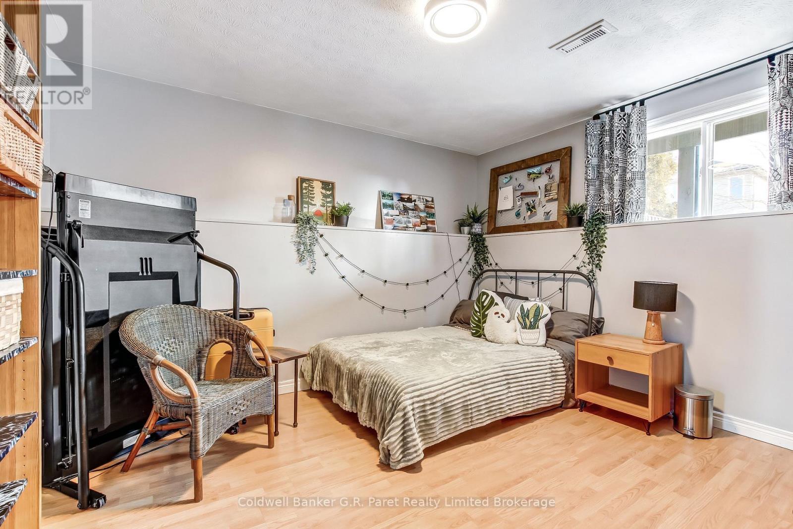 12 Peach Street, Tillsonburg, Ontario  N4G 5N8 - Photo 18 - X12793334