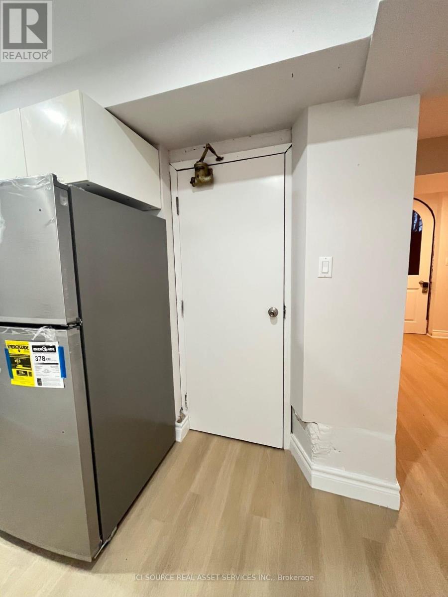 4 - 2 Bellwoods Park, Toronto, Ontario M6J 1S4 - Photo 9 - C12637974