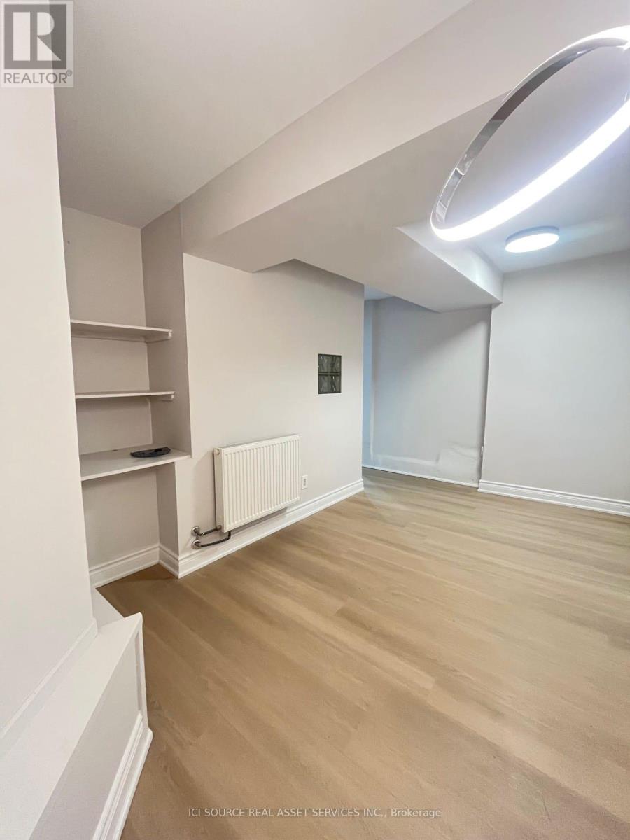 4 - 2 Bellwoods Park, Toronto, Ontario M6J 1S4 - Photo 6 - C12637974