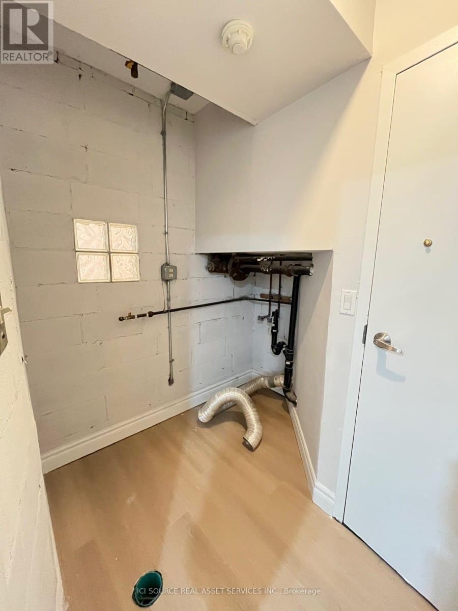 4 - 2 Bellwoods Park, Toronto, Ontario M6J 1S4 - Photo 12 - C12637974