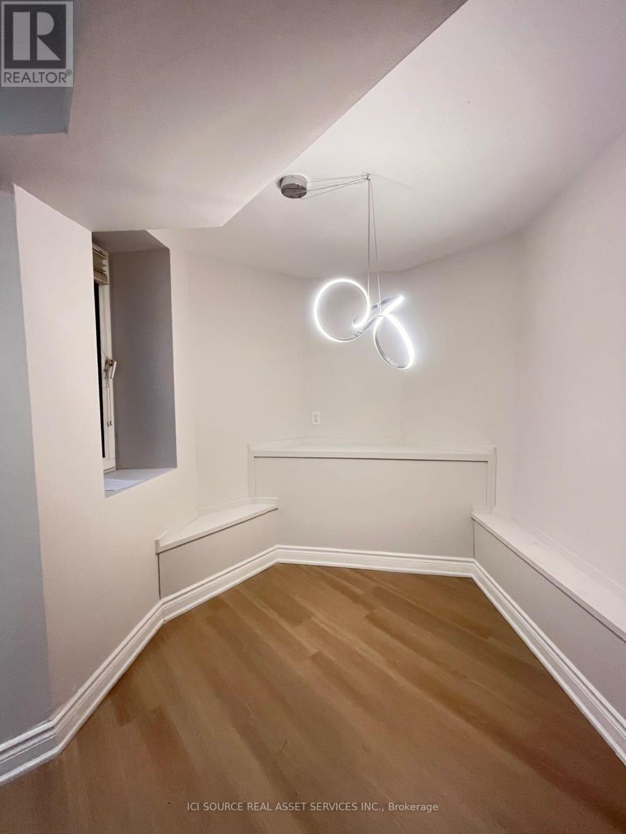 4 - 2 Bellwoods Park, Toronto, Ontario M6J 1S4 - Photo 4 - C12637974