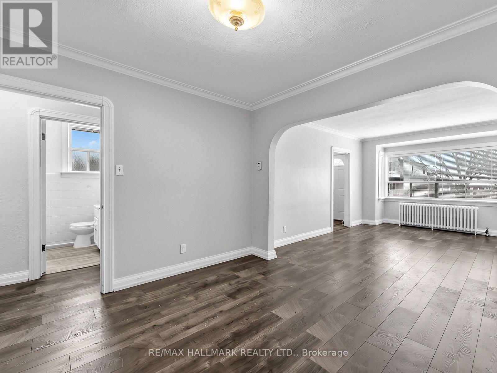 18 Roblin Avenue, Toronto (East York), Ontario  M4C 3P8 - Photo 4 - E12790492