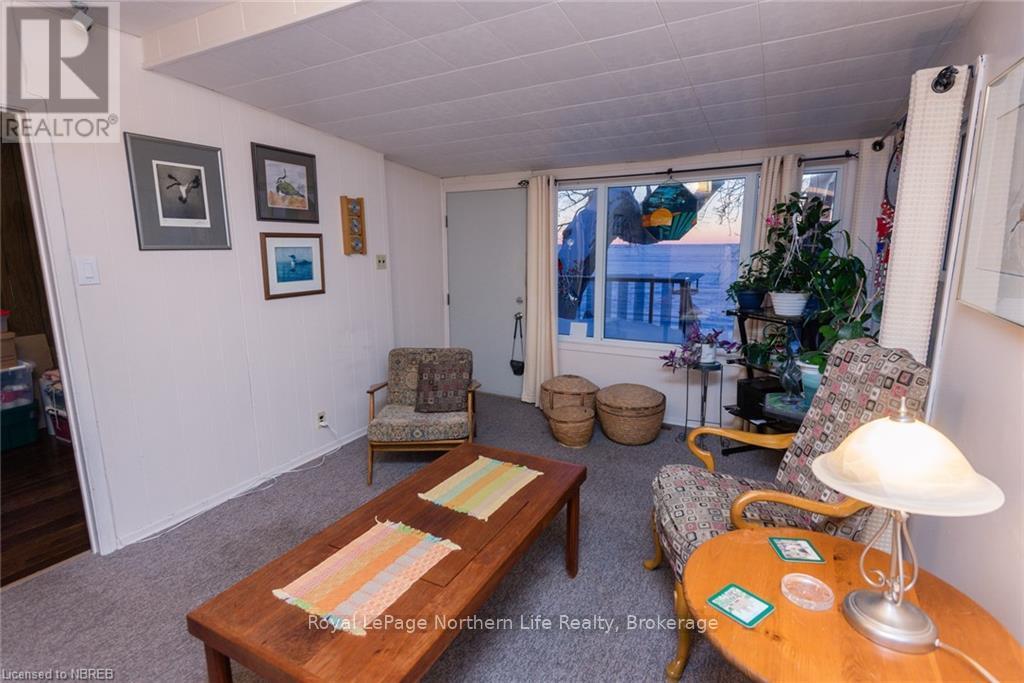 581 Banner Avenue, North Bay (Ferris), Ontario  P1A 1X7 - Photo 16 - X12793450