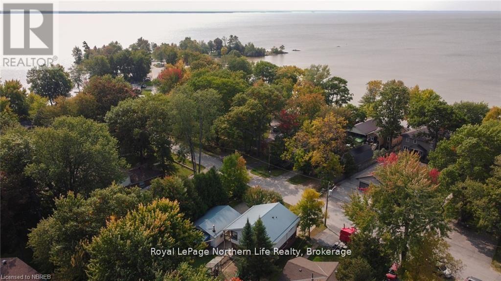 581 Banner Avenue, North Bay (Ferris), Ontario  P1A 1X7 - Photo 40 - X12793450