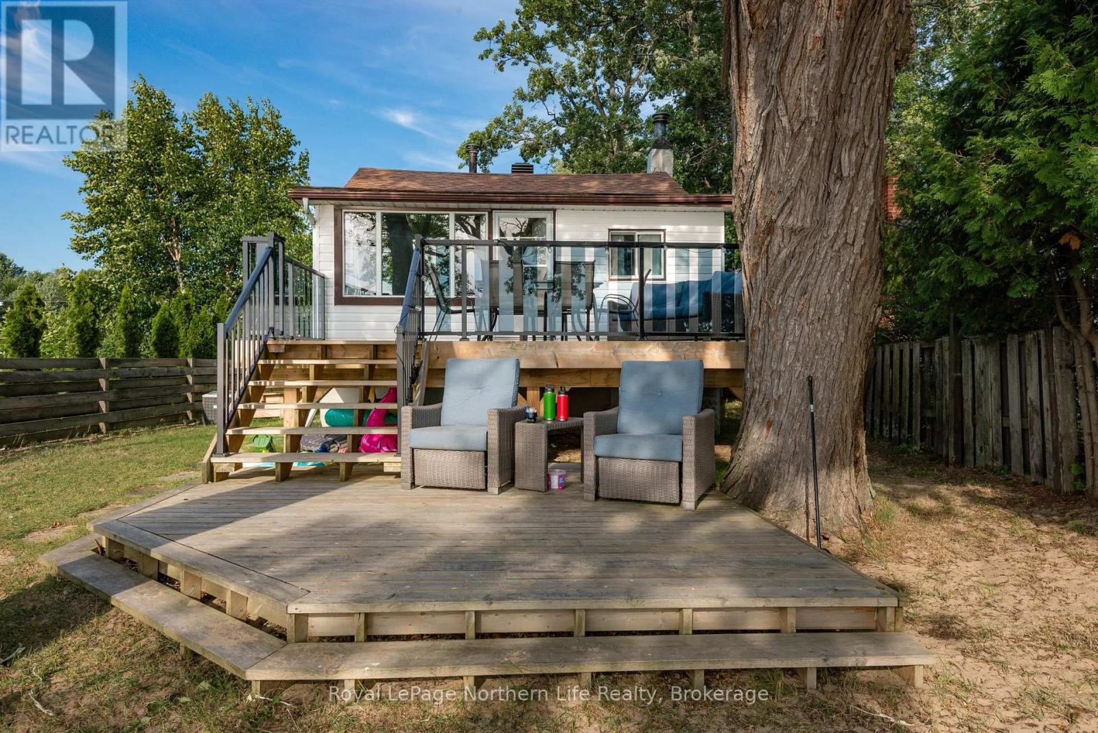 581 Banner Avenue, North Bay (Ferris), Ontario  P1A 1X7 - Photo 6 - X12793450