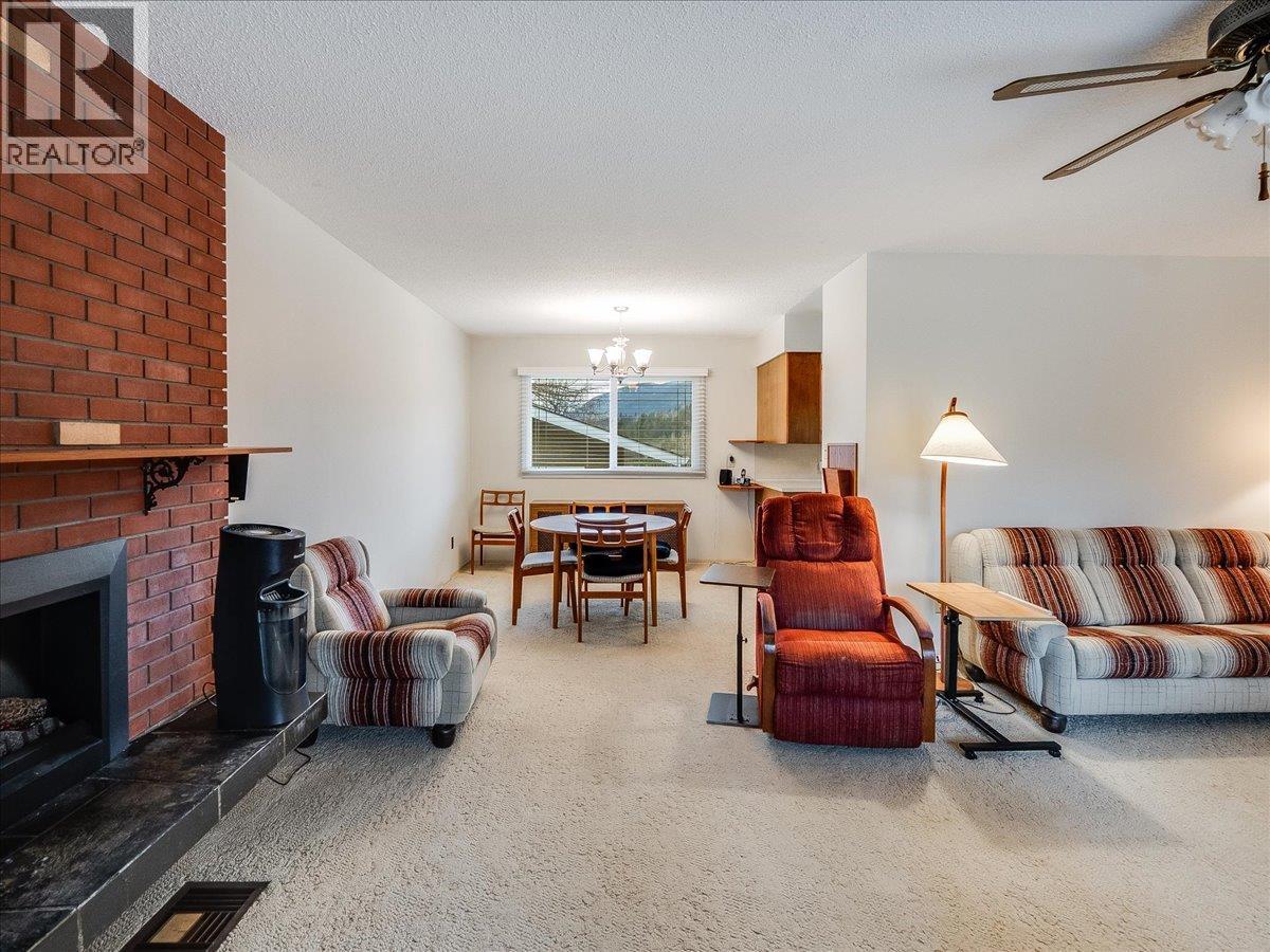 130 100th Street, Castlegar, British Columbia  V1N 3C5 - Photo 37 - 10375487