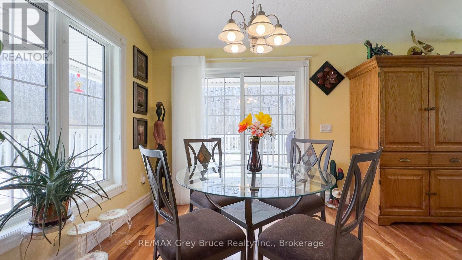 720291 20 Side Road, Chatsworth, Ontario N0H 1R0 - Photo 12 - X12793340