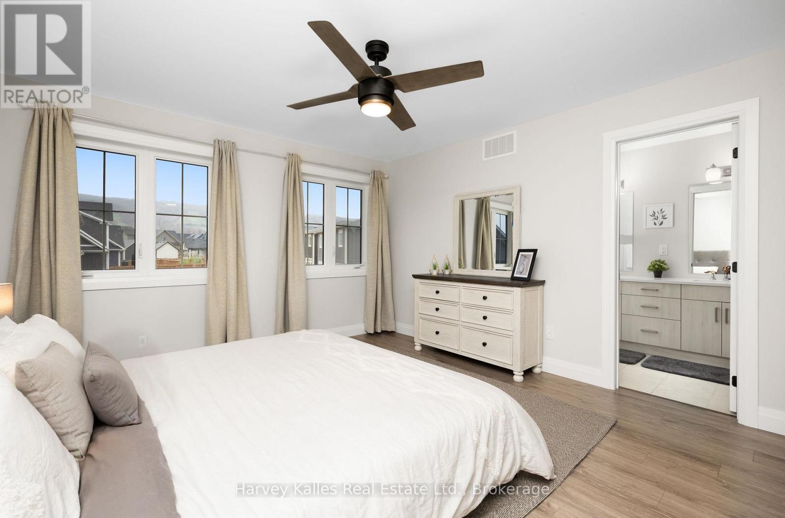 129 Red Pine Street, Blue Mountains, Ontario  L9Y 0Z3 - Photo 13 - X12793428