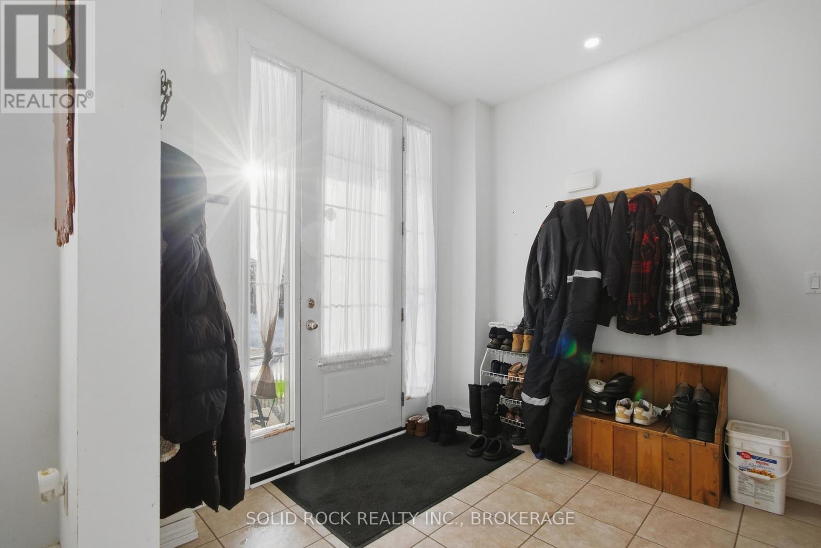 37 Summer Breeze Drive, Quinte West (Murray Ward), Ontario  K0K 1L0 - Photo 6 - X12793342