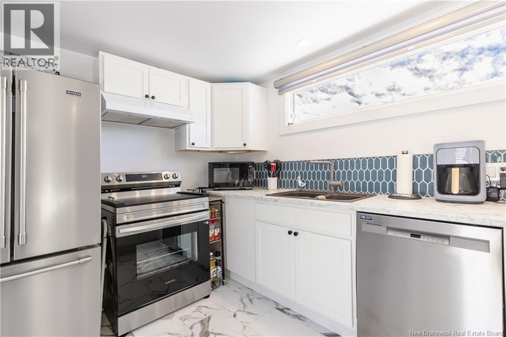 22 Elmdale Crescent, Fredericton, New Brunswick  E3B 6R1 - Photo 13 - NB133373