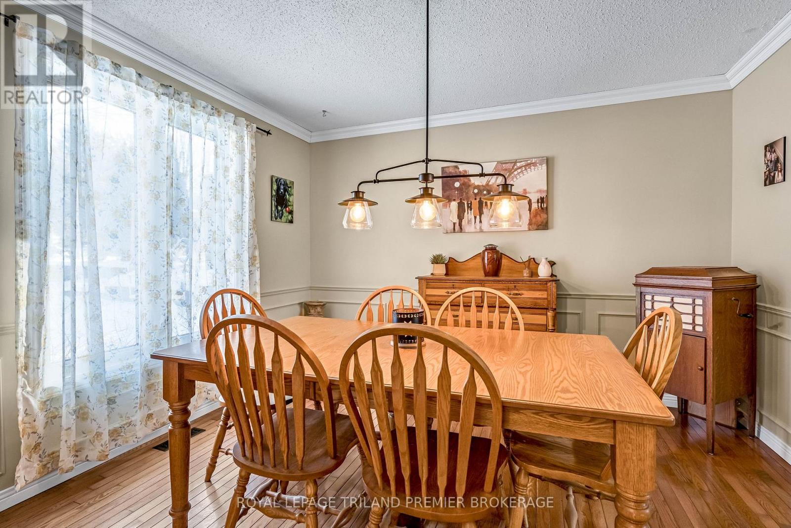 31 Foxcroft Crescent, London South, Ontario  N6K 3A3 - Photo 11 - X12793320