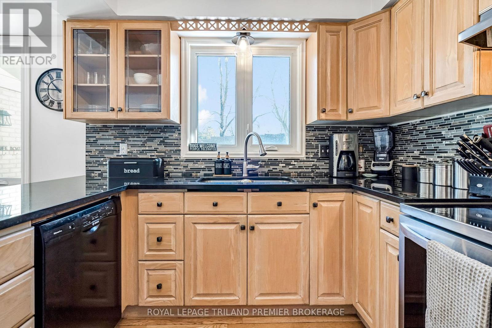 31 Foxcroft Crescent, London South, Ontario  N6K 3A3 - Photo 20 - X12793320