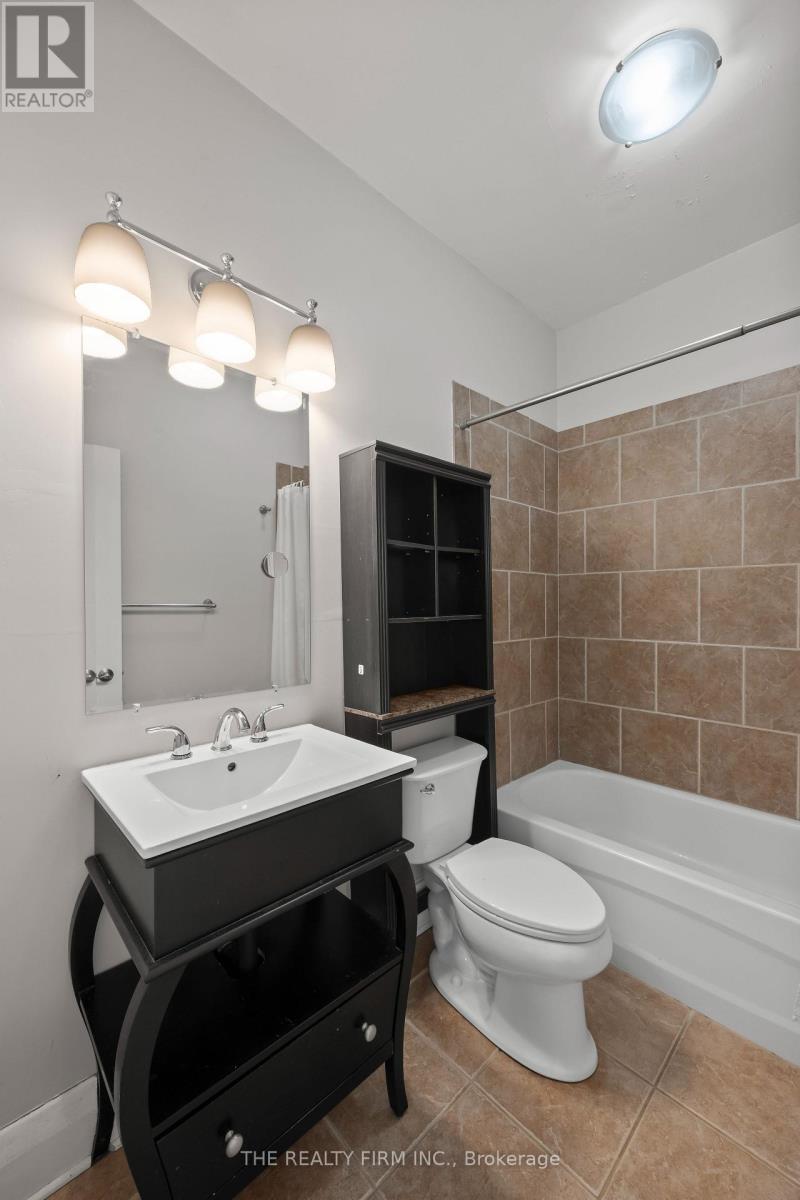 33 Terrence Street, London East, Ontario  N5Z 1C3 - Photo 25 - X12793354
