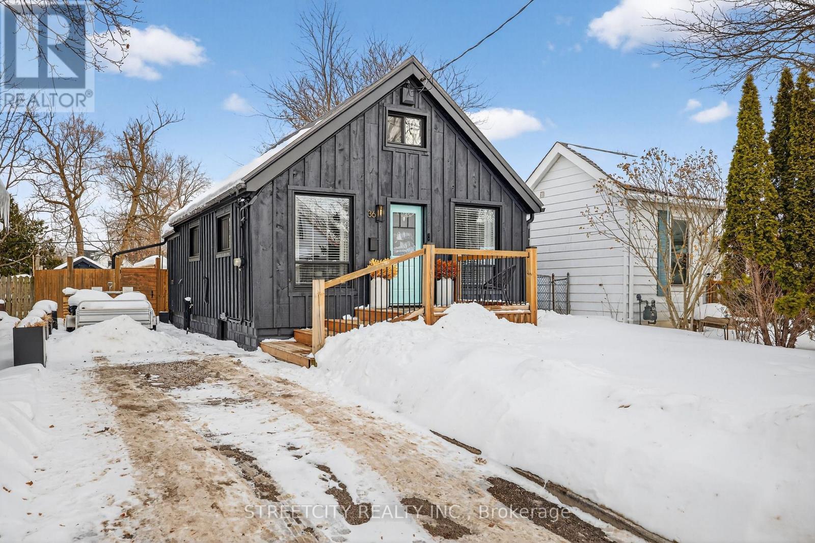 36 LANGARTH STREET, london south (south e), Ontario