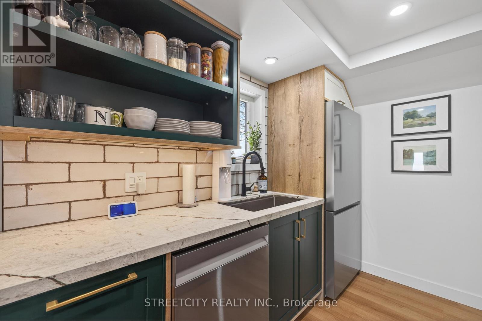 36 Langarth Street, London South (South E), Ontario  N6J 1P2 - Photo 12 - X12793382