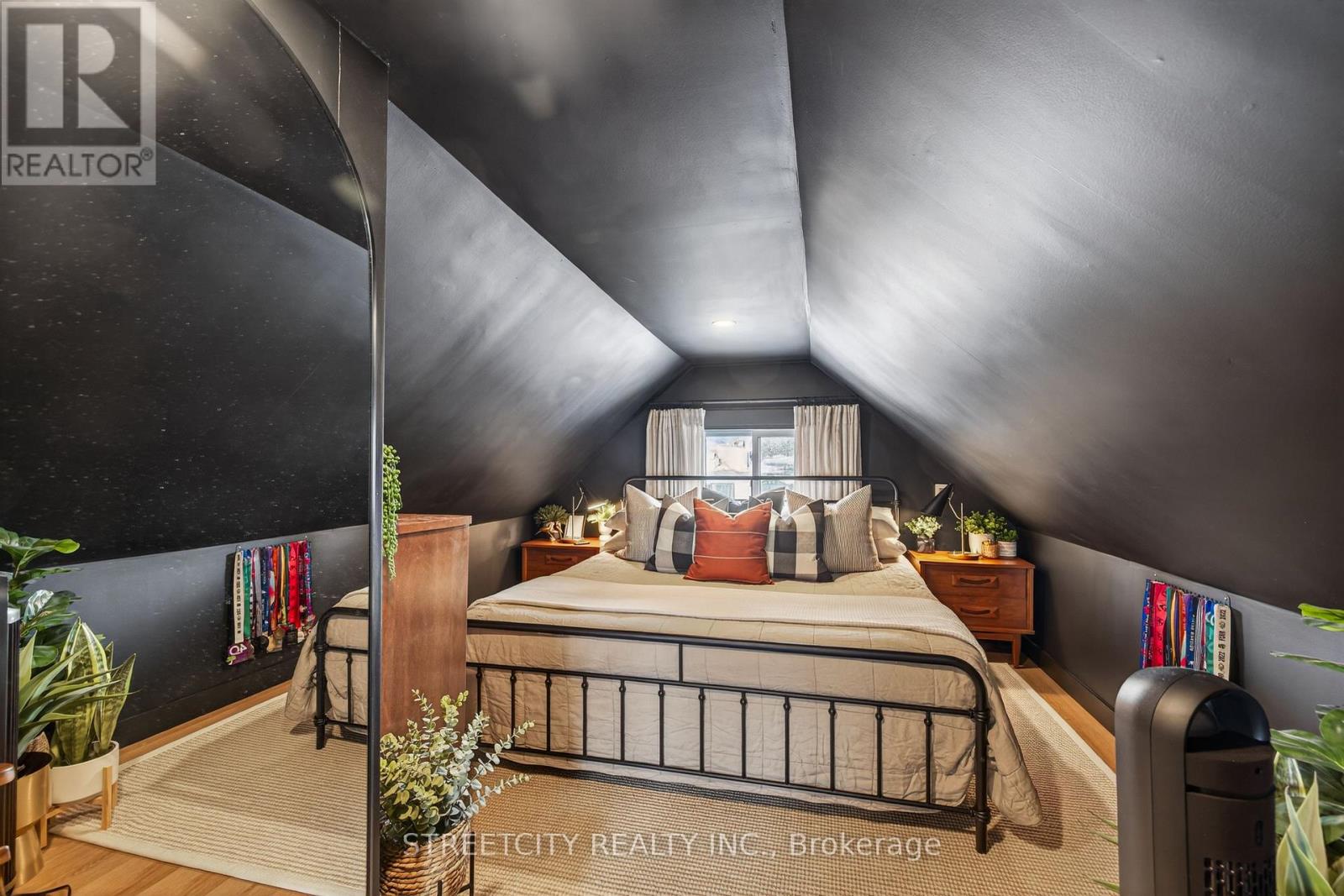 36 Langarth Street, London South (South E), Ontario  N6J 1P2 - Photo 27 - X12793382