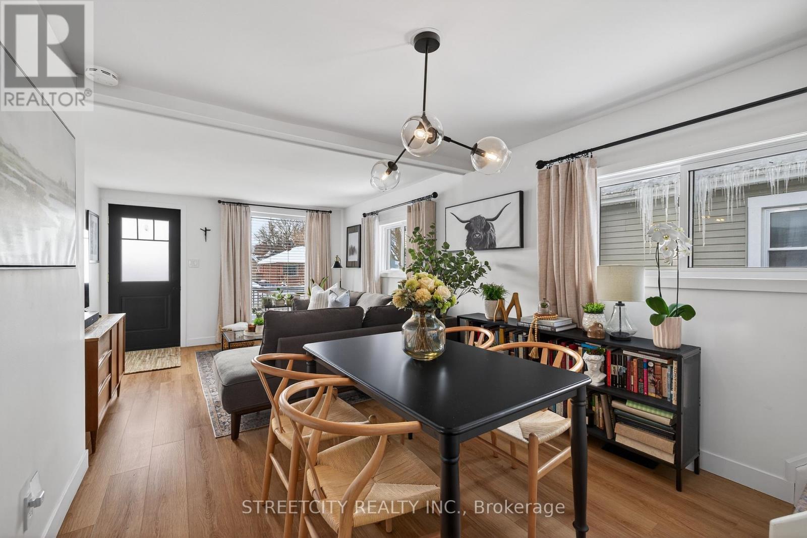 36 Langarth Street, London South (South E), Ontario  N6J 1P2 - Photo 8 - X12793382