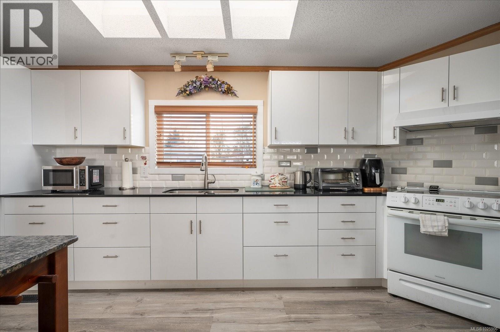 1839 Valley Oak Dr, Nanaimo, British Columbia  V9R 6N1 - Photo 14 - 1025906