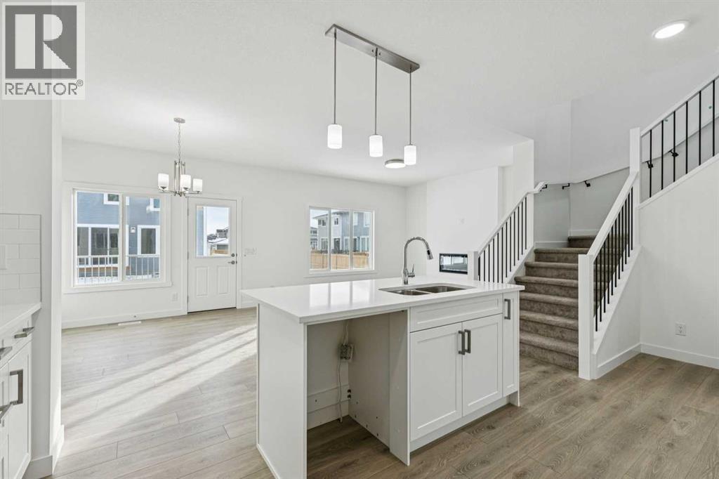 17 Andalusian Road, Cochrane, Alberta  T4C 3B7 - Photo 14 - A2282902