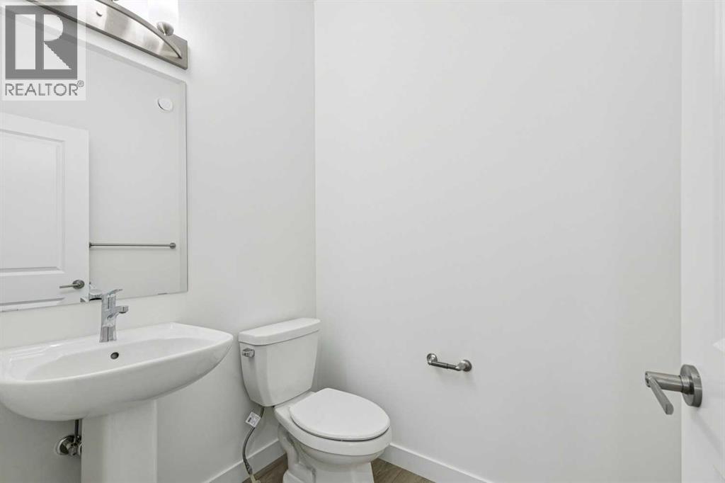 17 Andalusian Road, Cochrane, Alberta  T4C 3B7 - Photo 21 - A2282902