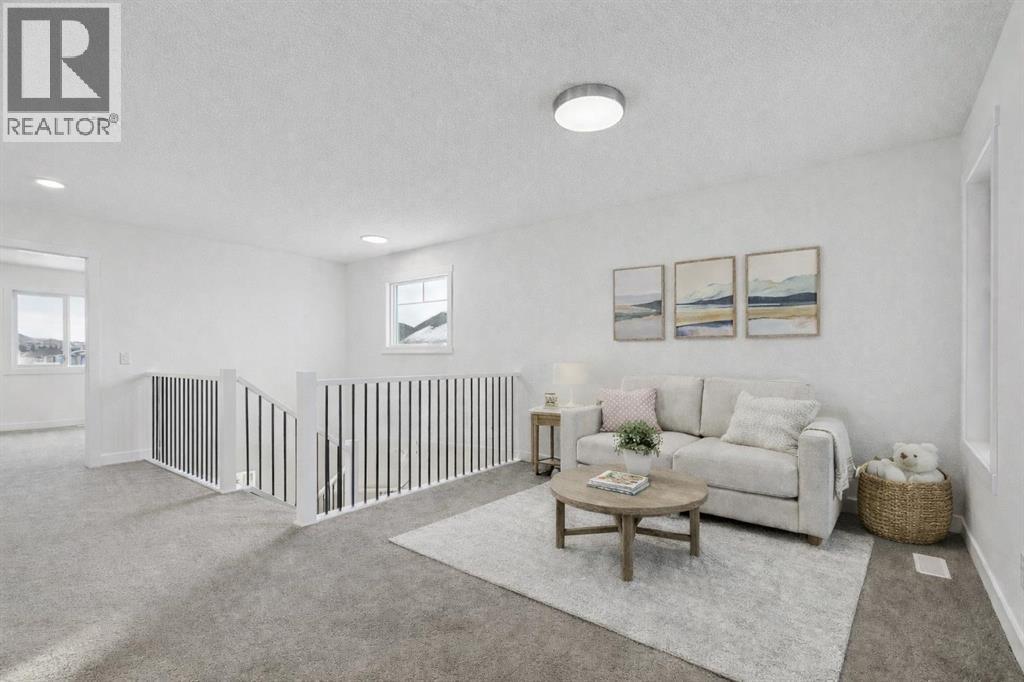 17 Andalusian Road, Cochrane, Alberta  T4C 3B7 - Photo 4 - A2282902