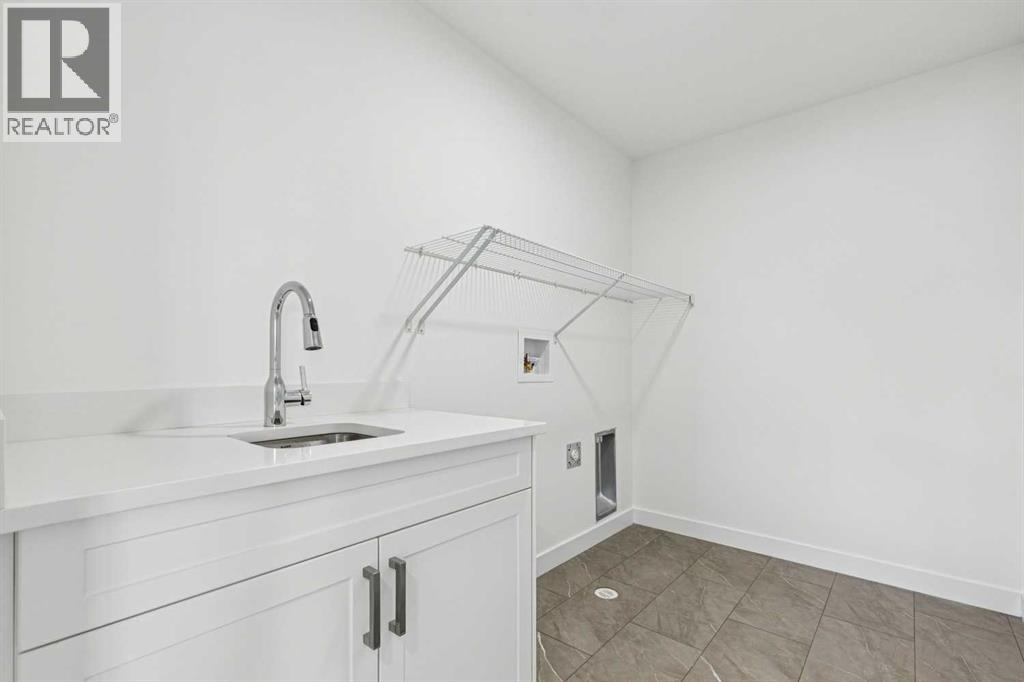 17 Andalusian Road, Cochrane, Alberta  T4C 3B7 - Photo 33 - A2282902