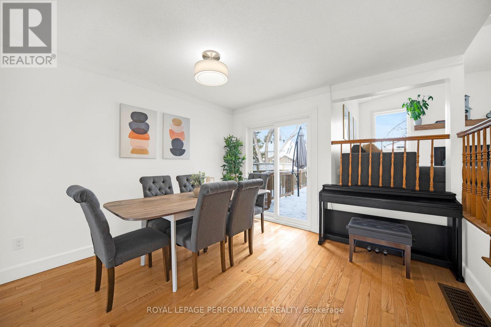 1557 Verchere Street, Ottawa, Ontario  K1C 7C7 - Photo 12 - X12793296